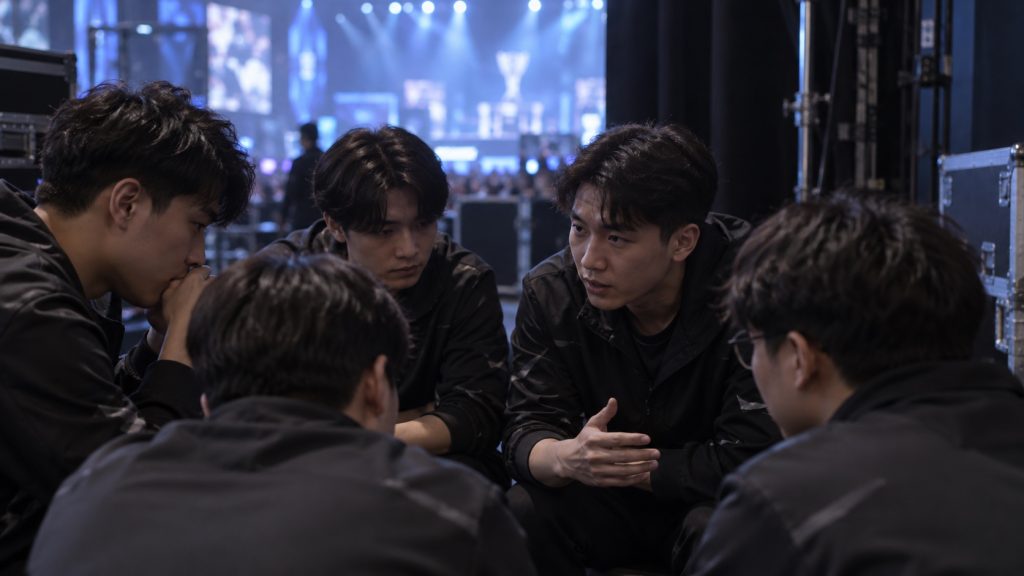 A Mongolian esports lineup regroups after a close LAN loss